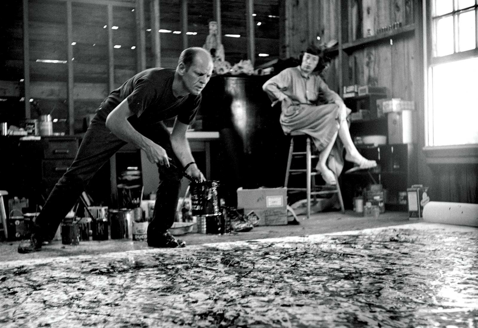 Hans Namuth, Jackson Pollock and Lee Krasner, 1950, gelatin silver print, sheet: 11 x 10 3/4 inches (28 x 27.3 cm) (© Hans Namuth Estate, Center for Creative Photography)