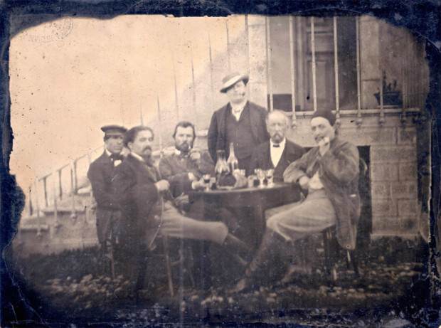 Jules Antoine, Vincent Van Gogh in conversation with friends, Paris, 96 rue Blanche, December 1887, “Gautier Martin” stamp, recto.